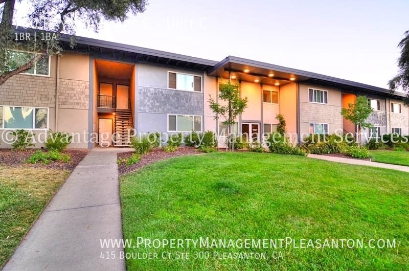 Large 1 bedroom / 1 bath off of East Ave in Livemore property image