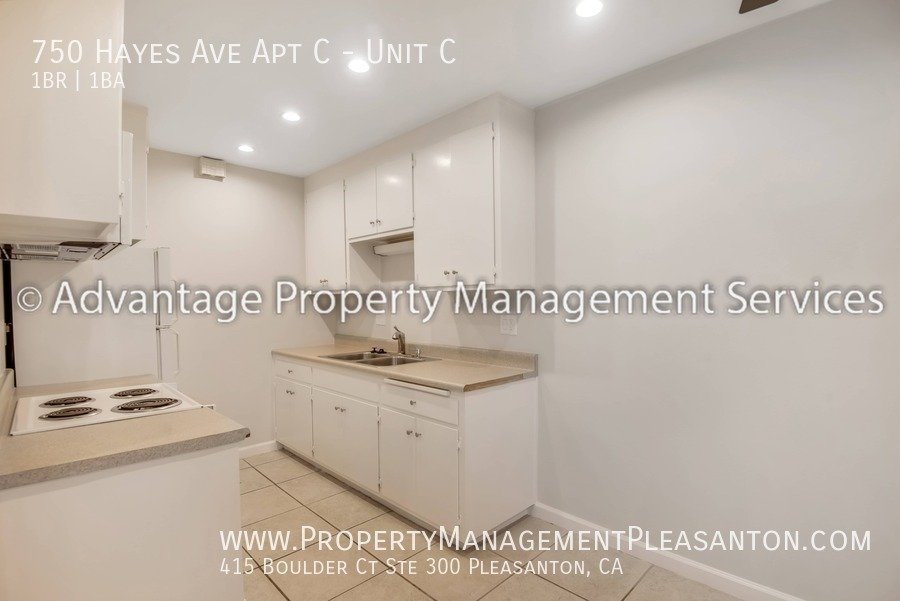 Large 1 bedroom / 1 bath off of East Ave in Livemore property image