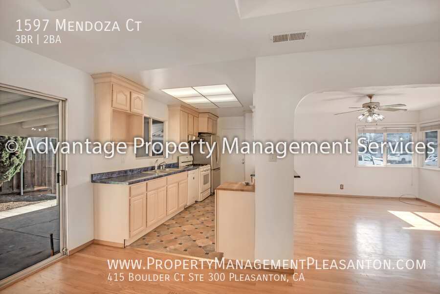 1597 Mendoza Ct property image