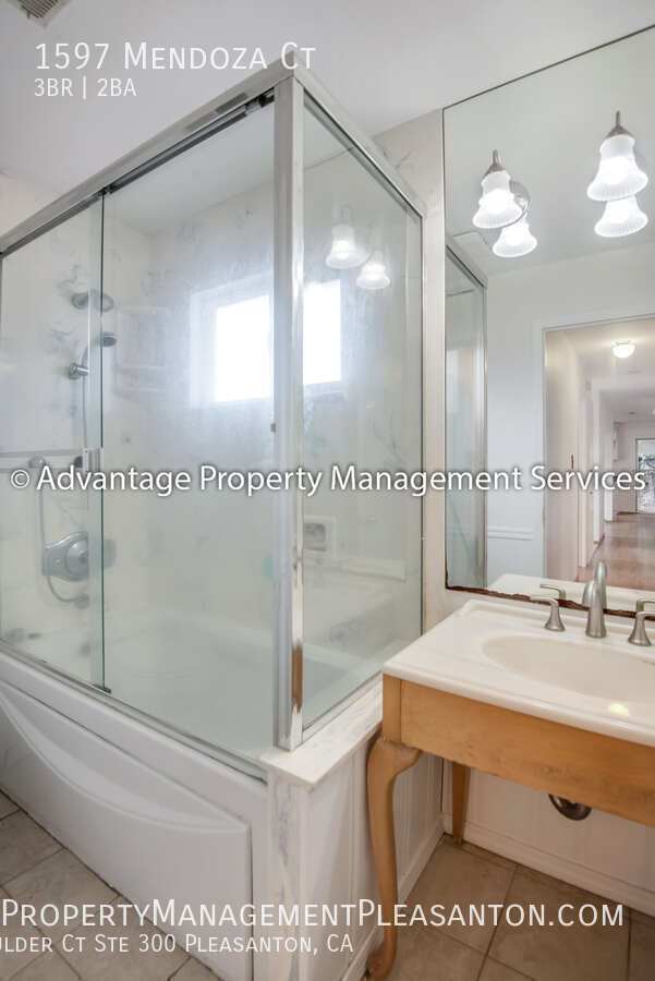 1597 Mendoza Ct property image