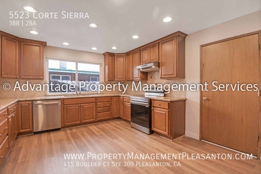 Nice 3 Bed, 2 Bath, 1,932 sq ft house located near downtown Pleasanton property image