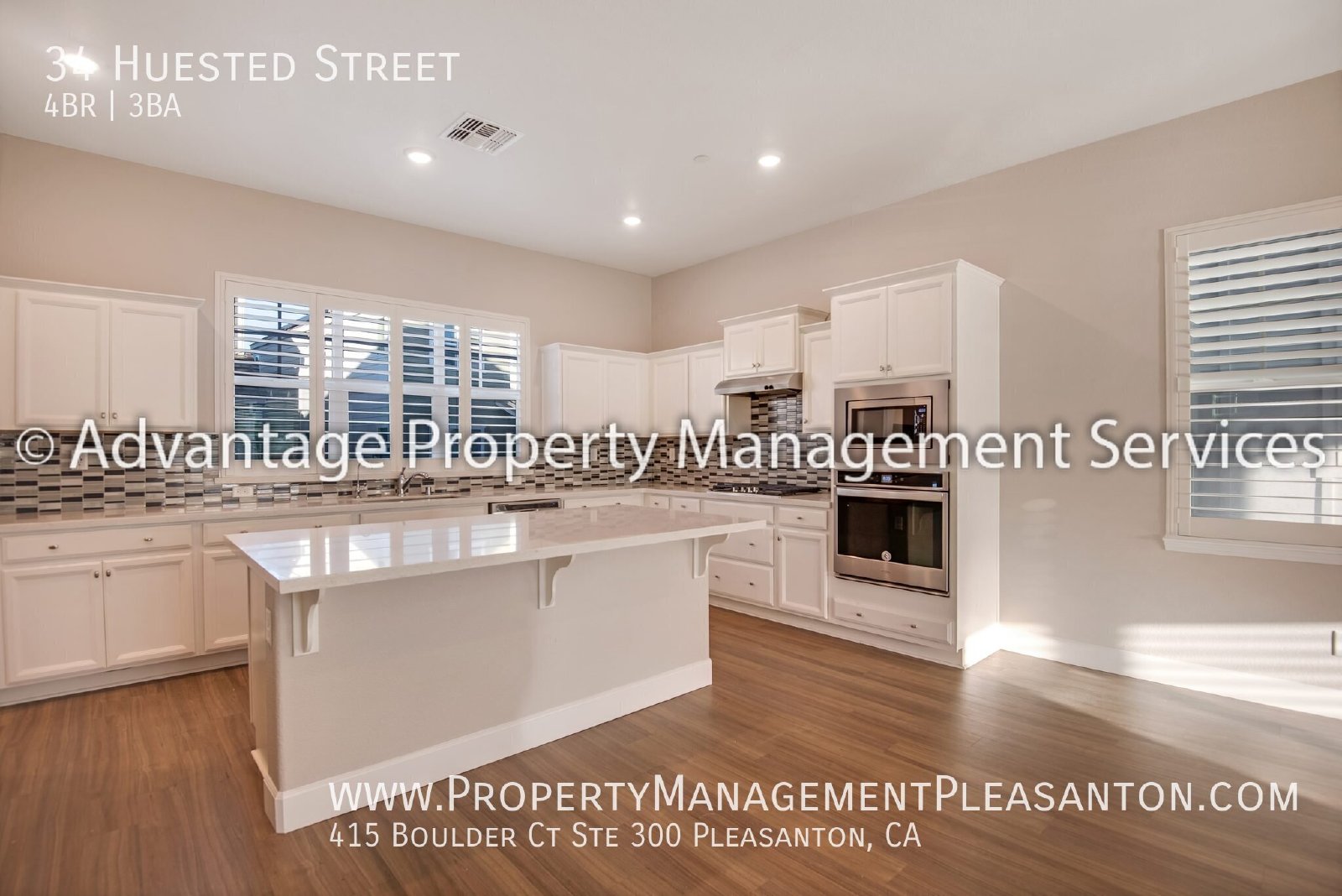 Stunning 4 Bed, 3.5 Bath, 2400 sq ft home property image